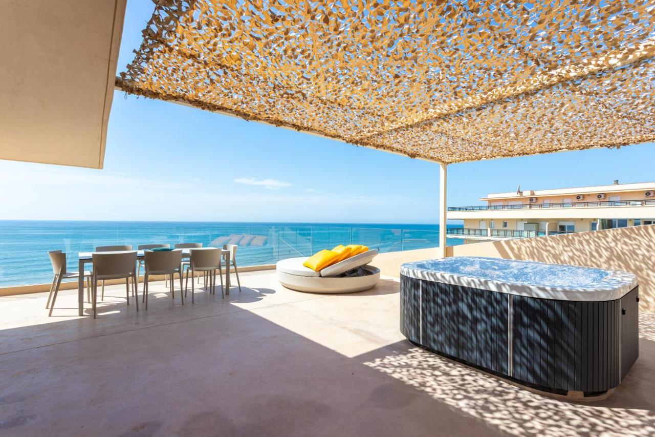 Higueron Rental Beach Club Suites Беналмадена Екстериор снимка