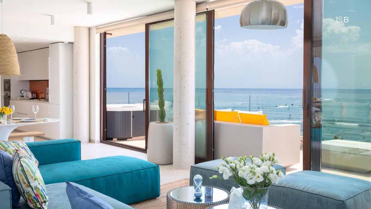 Higueron Rental Beach Club Suites Беналмадена Екстериор снимка
